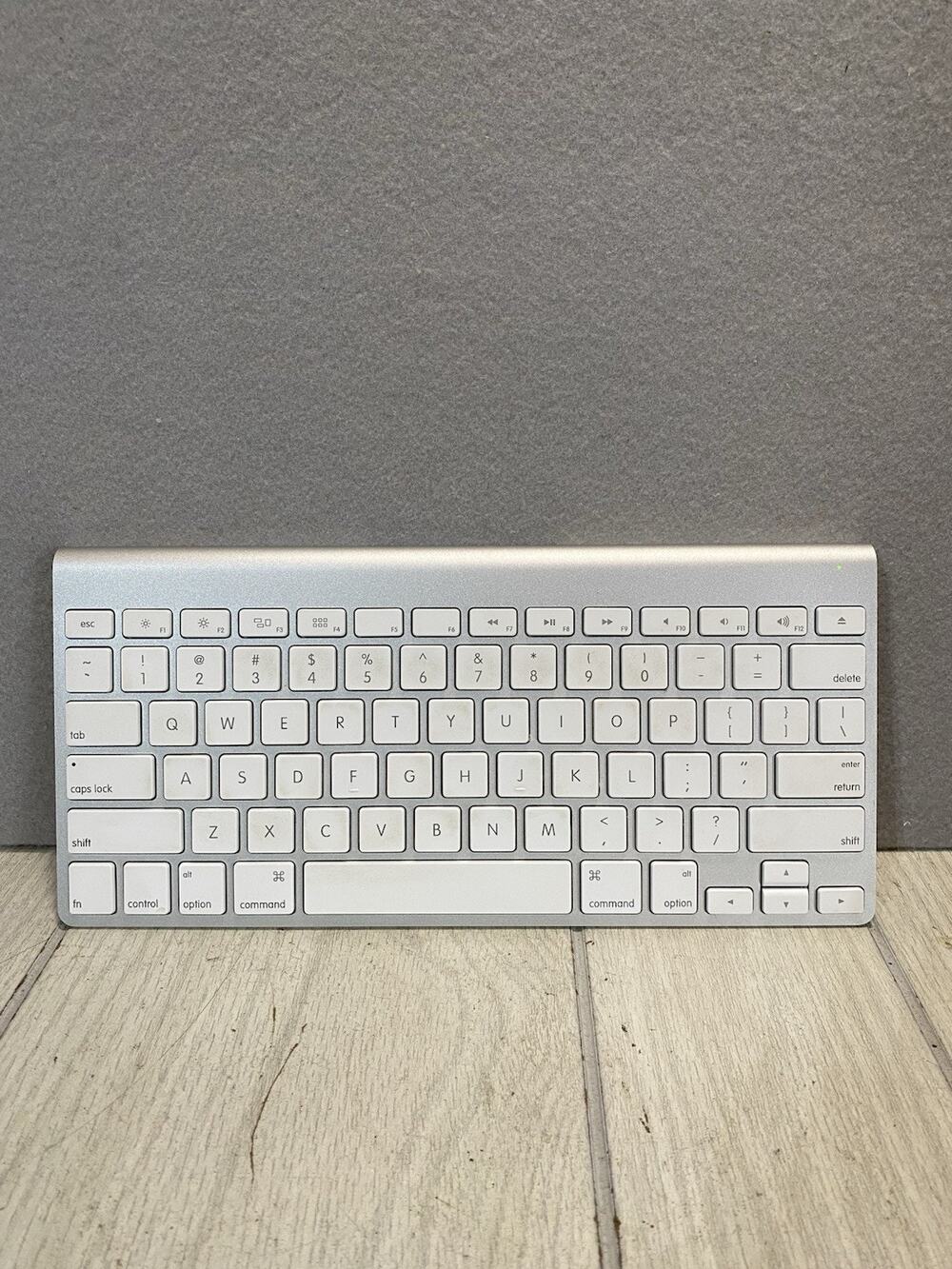 Apple A1314 Wireless Bluetooth Keyboard Slim Aluminum Mac iMac MacBook